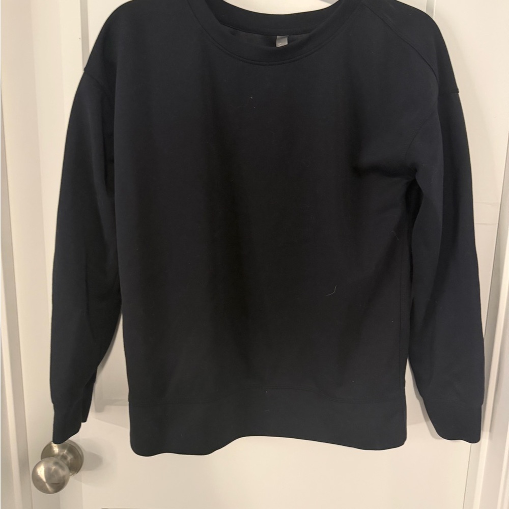 Mondetta Black Crewneck Sweatshirt